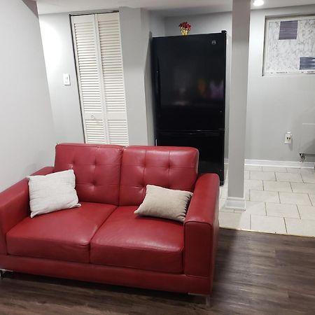 Beautiful Home Brampton Extérieur photo